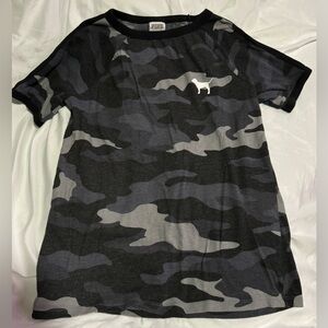 PINK by Victoria’s Secret camo T-shirt